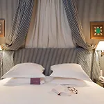 Hotel Le Belgrand Champs Elysees, Tapestry By Hilton Parigi