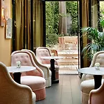 Hotel Le Belgrand Champs Elysees, Tapestry By Hilton 4*