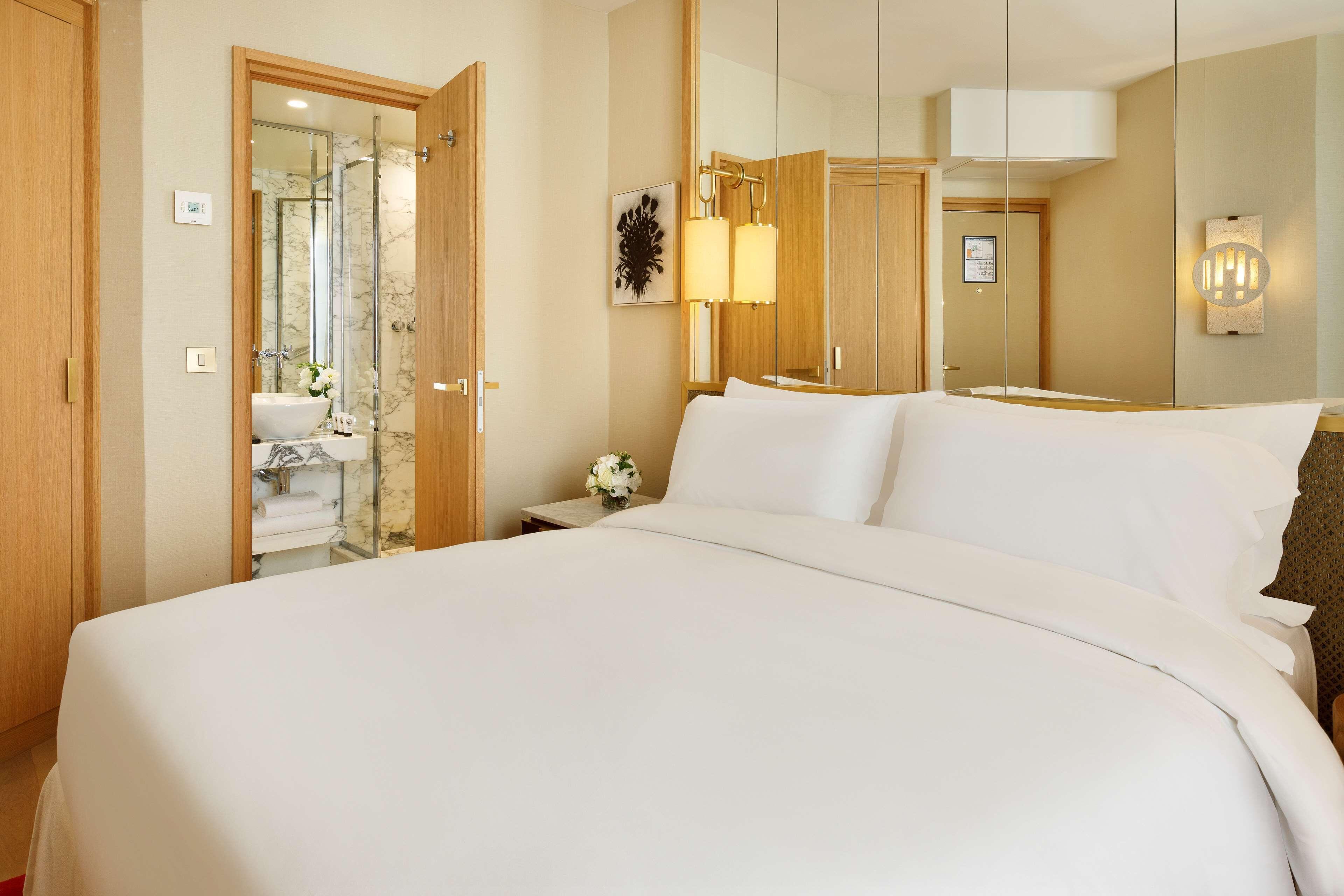 Le Belgrand Champs Elysees, Tapestry By Hilton Hotel Parigi