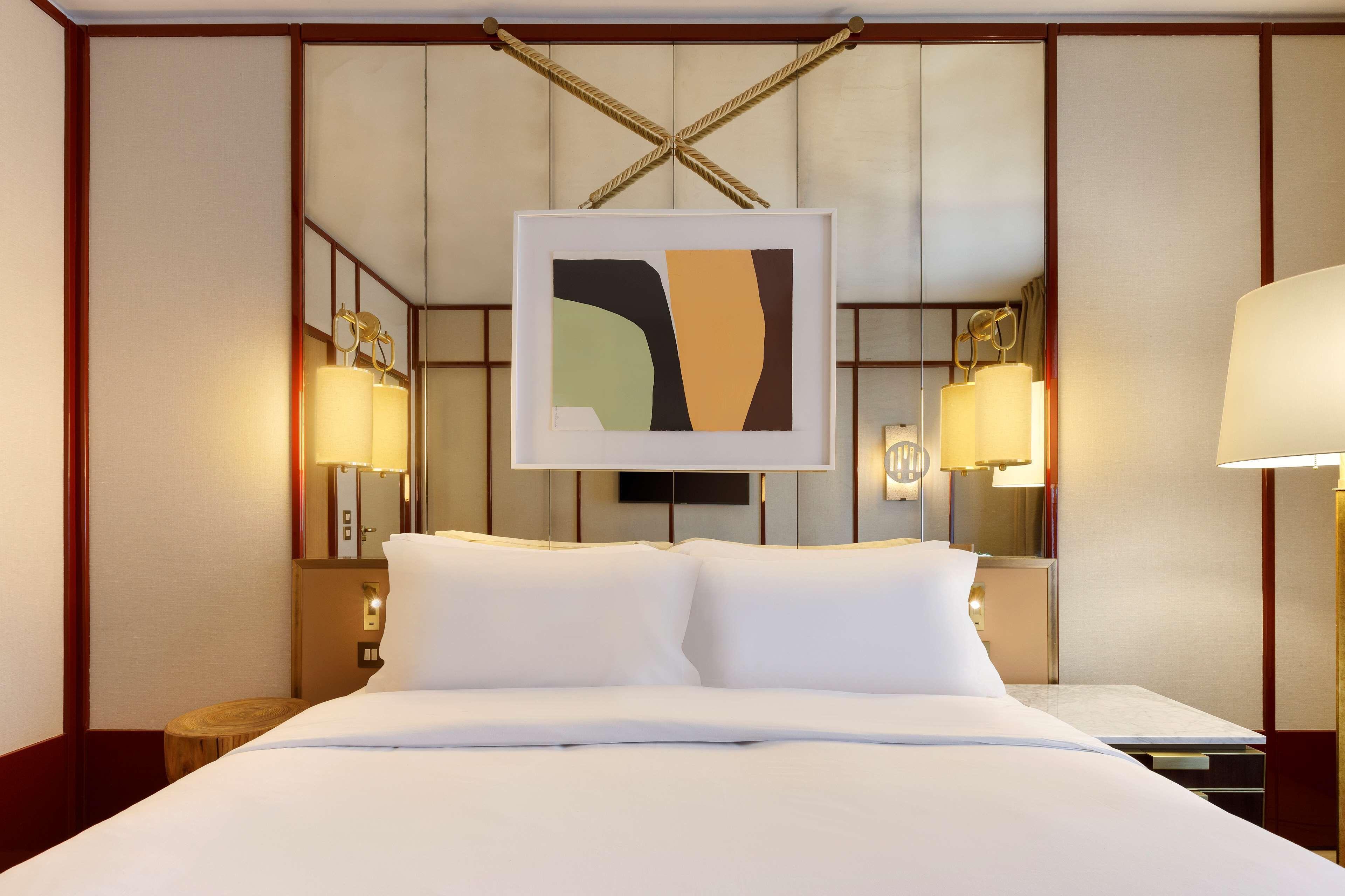 Le Belgrand Champs Elysees, Tapestry By Hilton Parigi