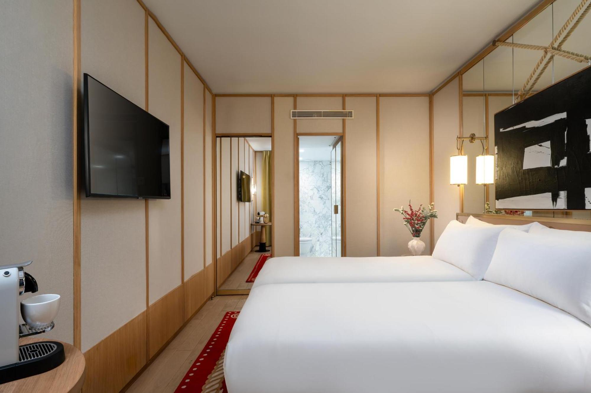 Le Belgrand Champs Elysees, Tapestry By Hilton 4*