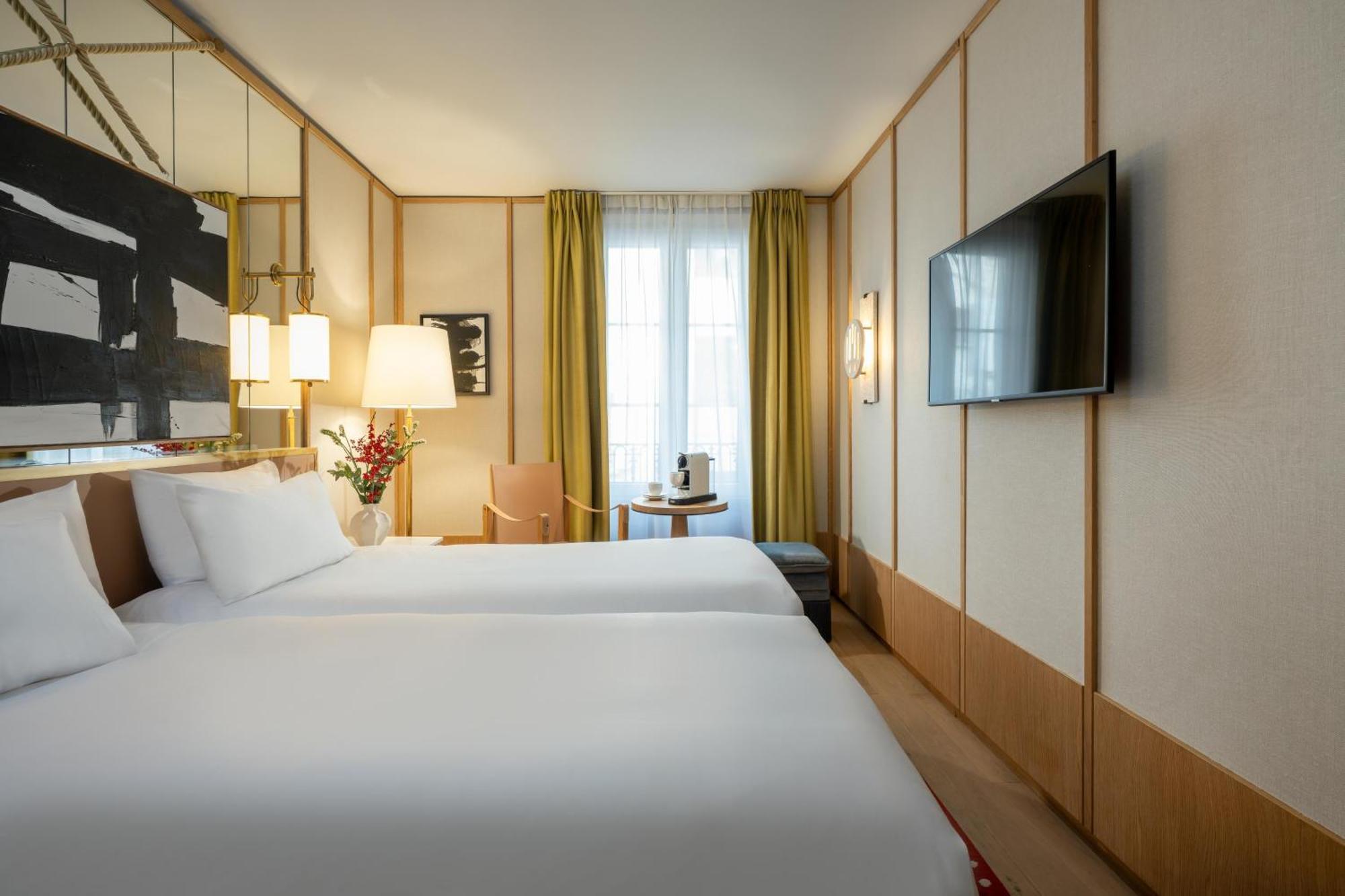 Hotel Le Belgrand Champs Elysees, Tapestry By Hilton