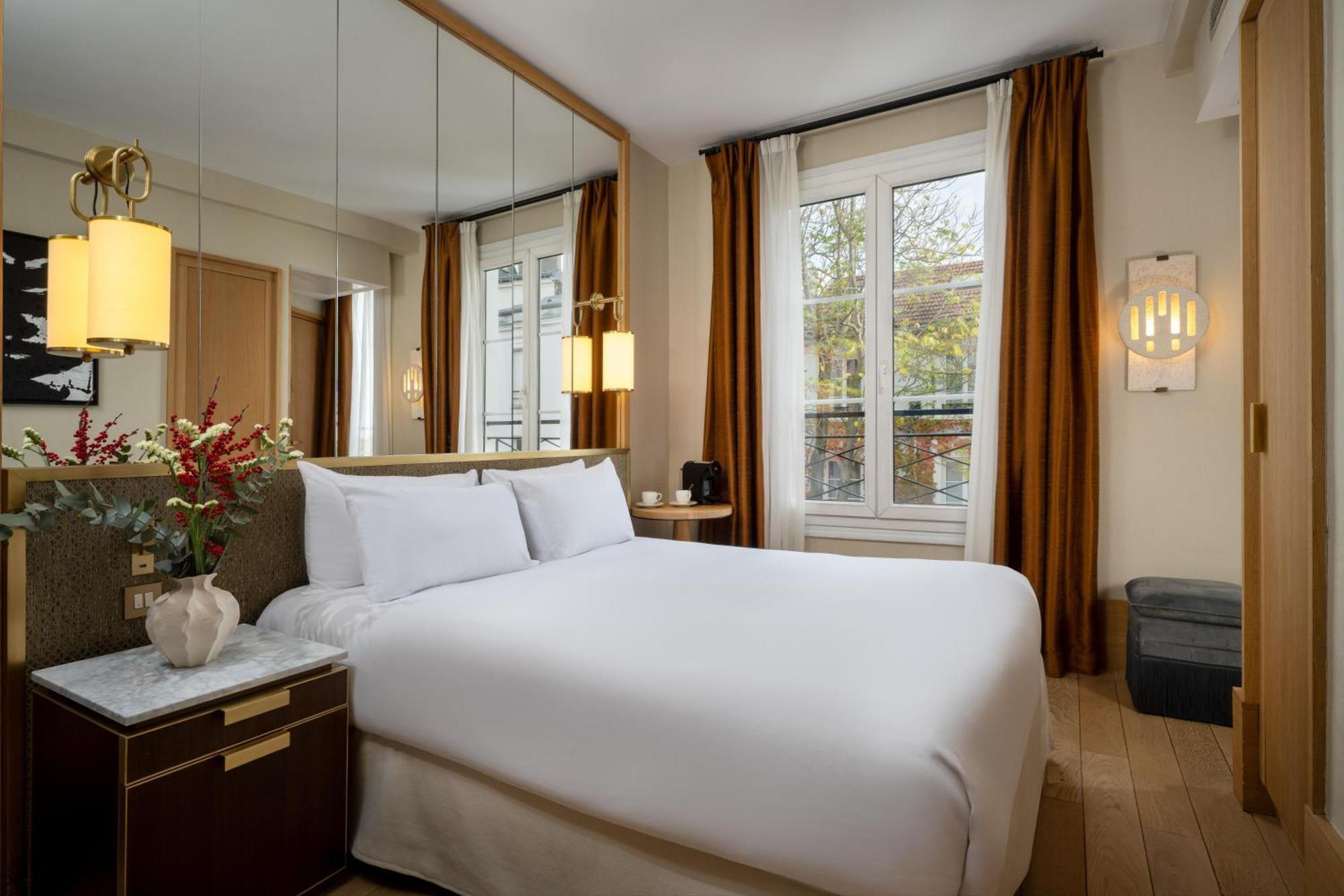 Le Belgrand Champs Elysees, Tapestry By Hilton 4*