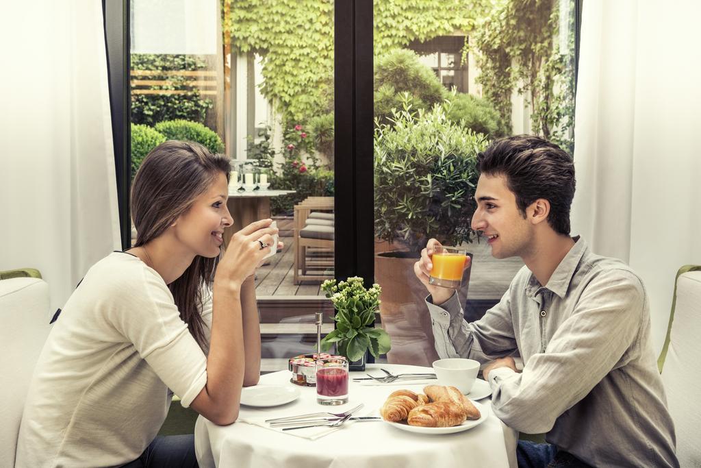 Le Belgrand Champs Elysees, Tapestry By Hilton 4* Parigi