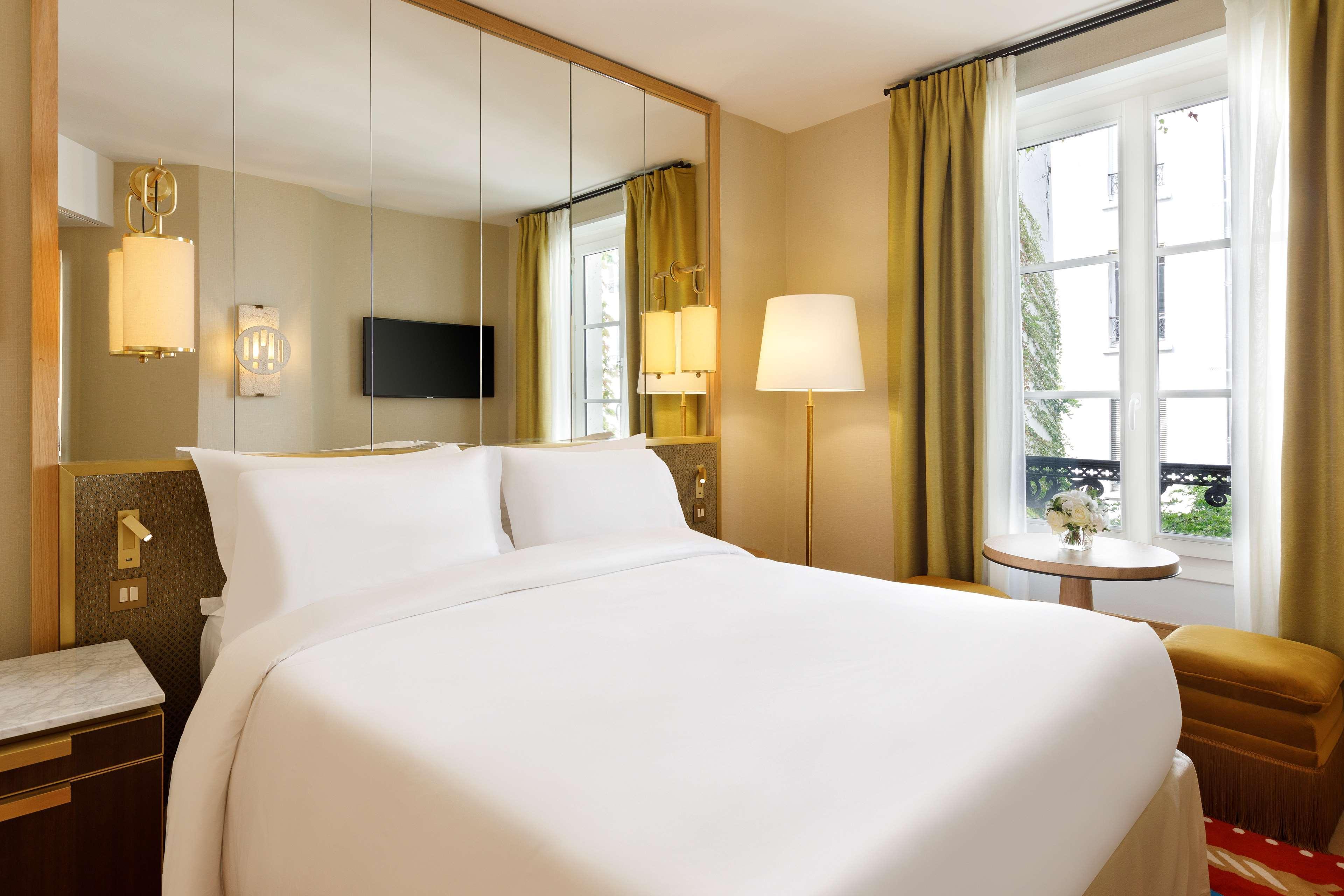 Le Belgrand Champs Elysees, Tapestry By Hilton Hotel Parigi