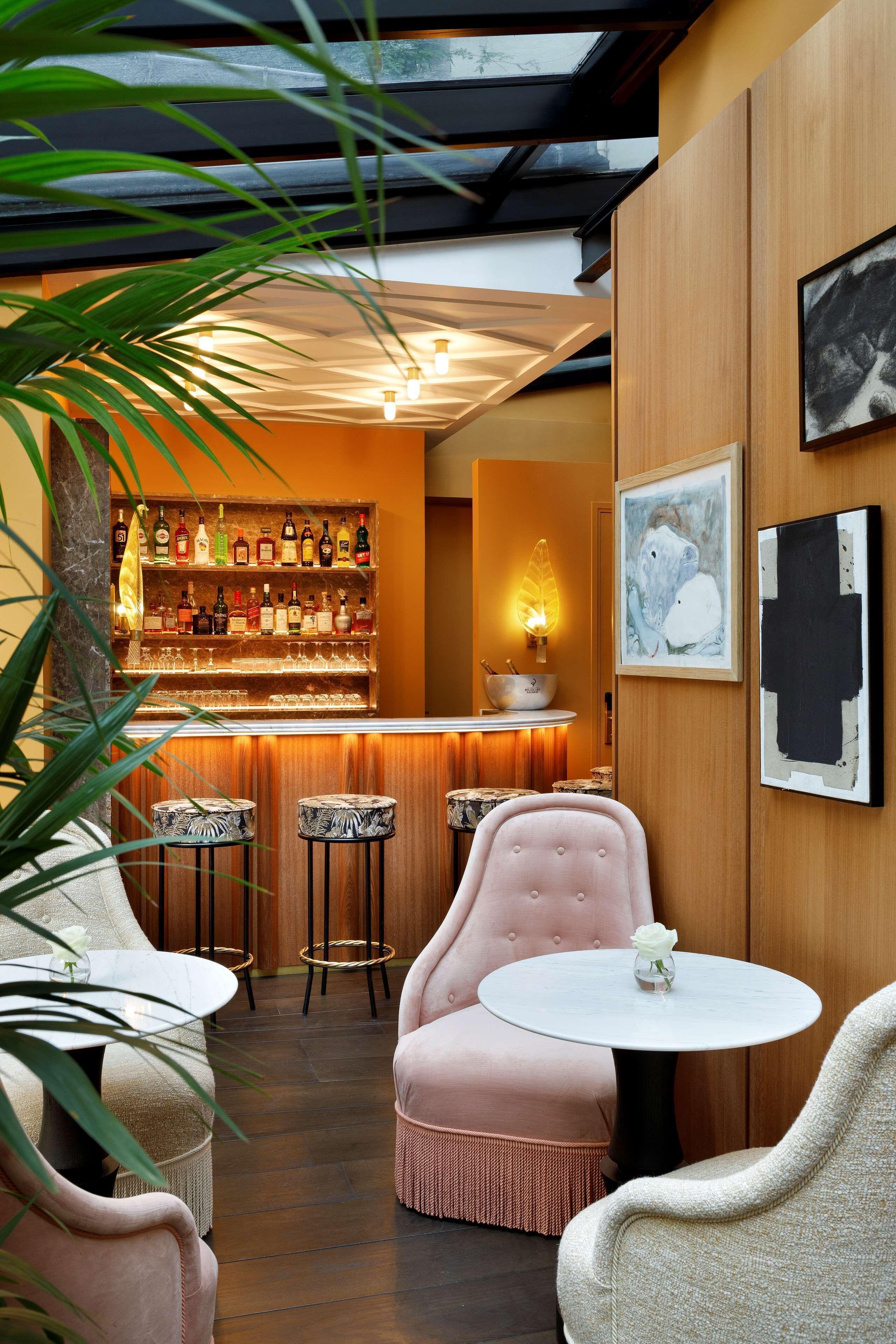 Hotel Le Belgrand Champs Elysees, Tapestry By Hilton