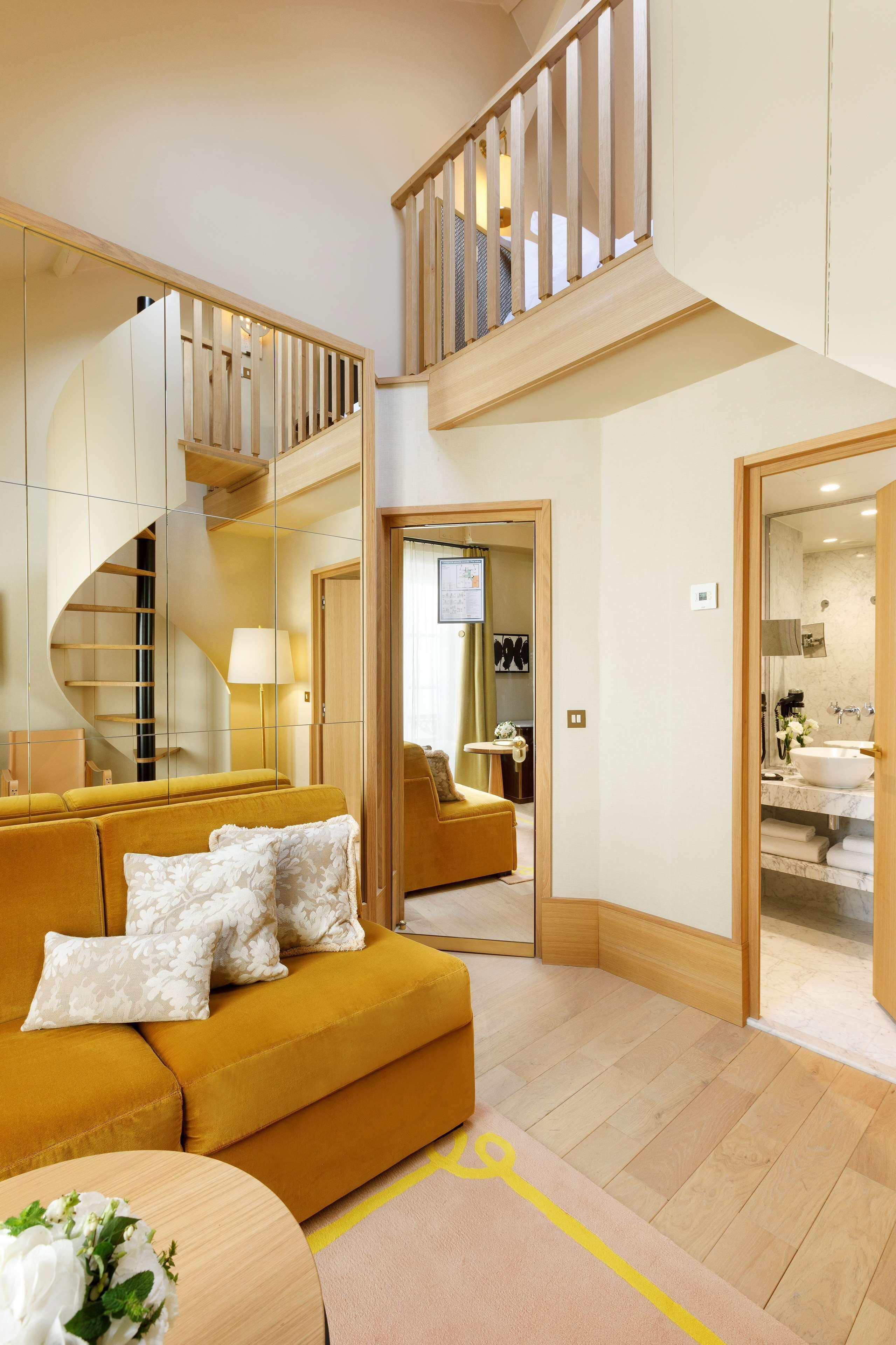 Hotel Le Belgrand Champs Elysees, Tapestry By Hilton Parigi