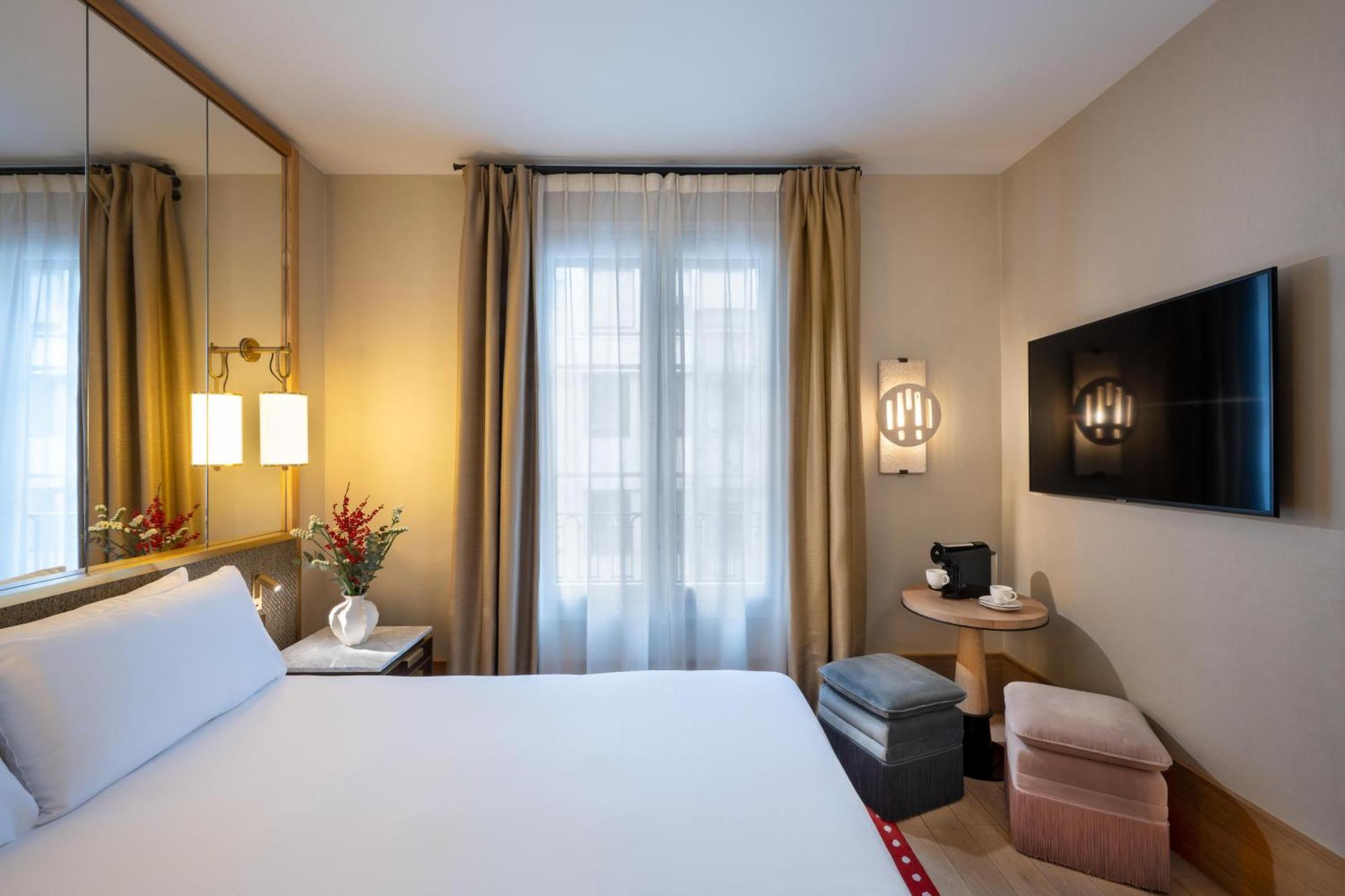 Hotel Le Belgrand Champs Elysees, Tapestry By Hilton Parigi