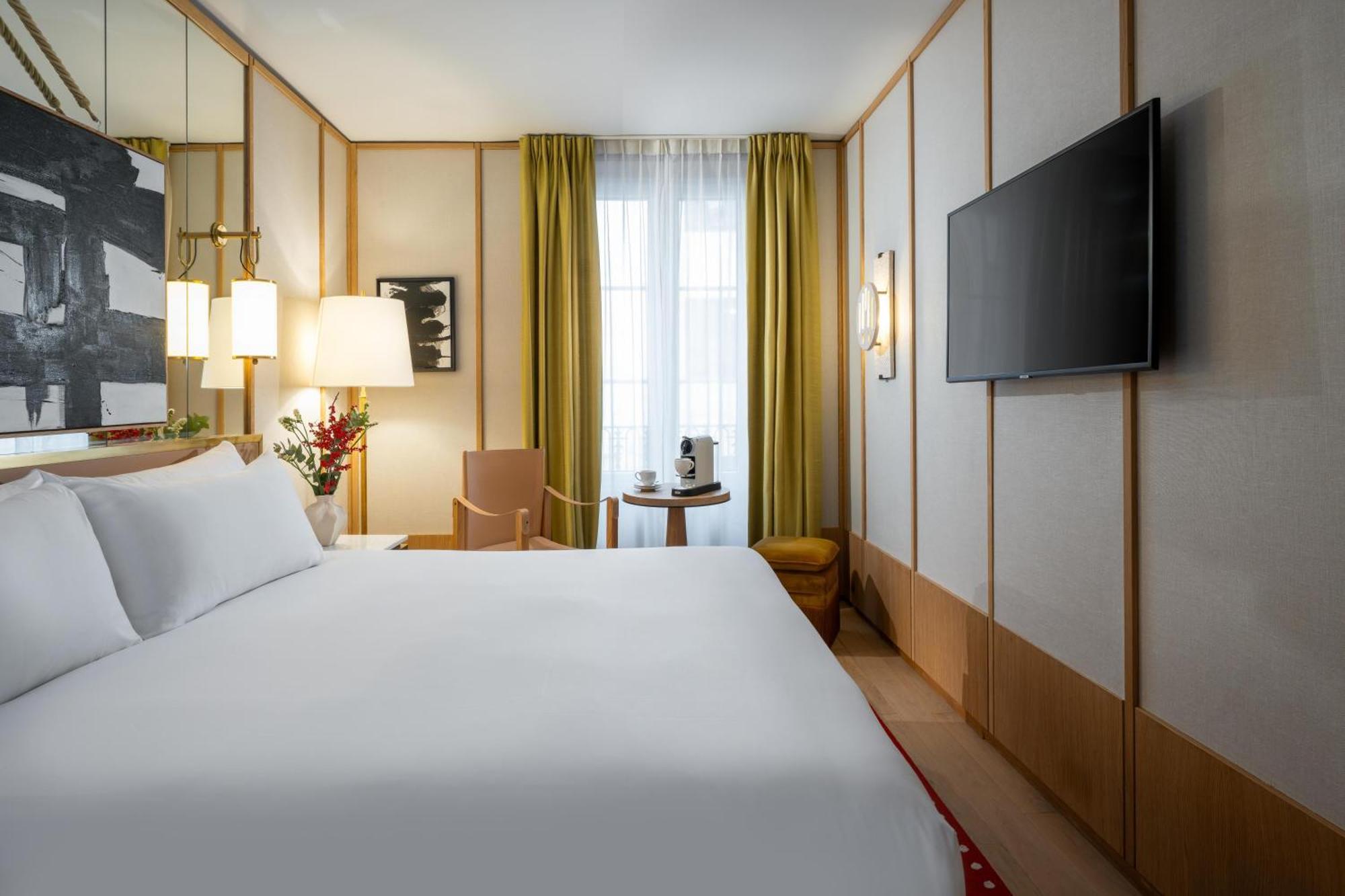 Hotel Le Belgrand Champs Elysees, Tapestry By Hilton Parigi